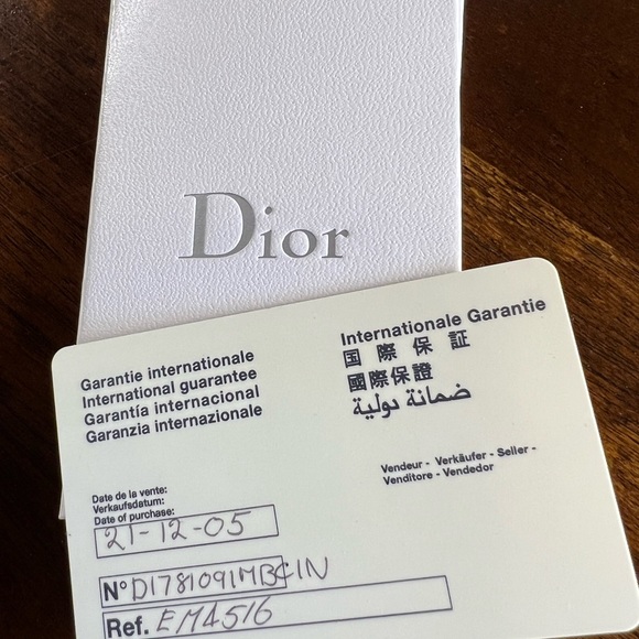 EUC Christian Dior Ladies Watch with Bracelet & new extra strap like new - Picture 13 of 13